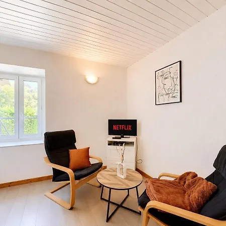 Le Condrieu Apartment *